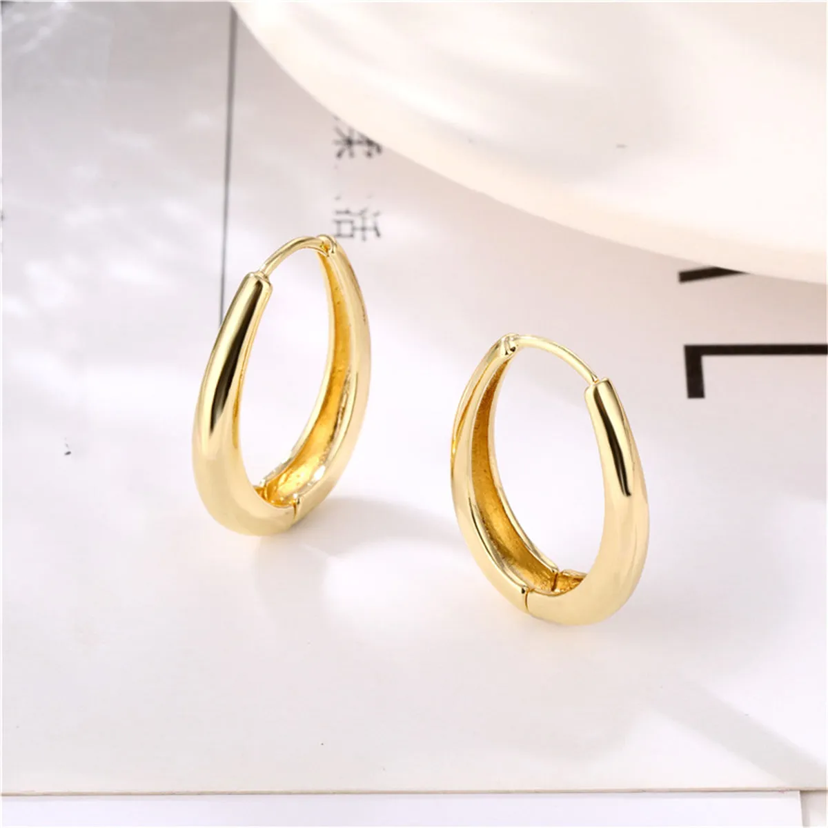 18K Gold-Plated Oval Hoop Earrings