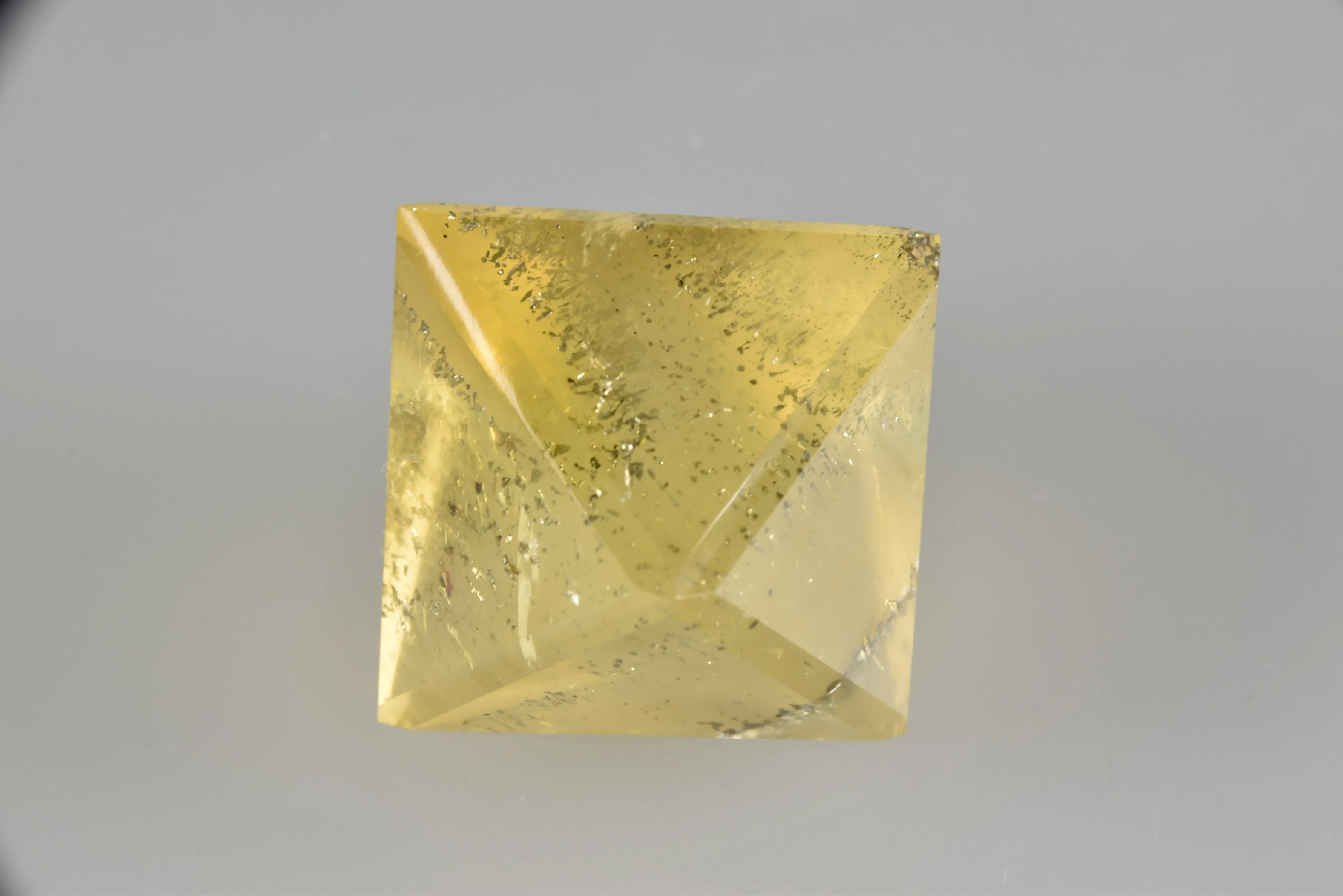 Fluorite, Bethel Level, Annabel Lee Mine, Harris Creek District, Southern Illinois 2.6 cm on edge $175. 10/19