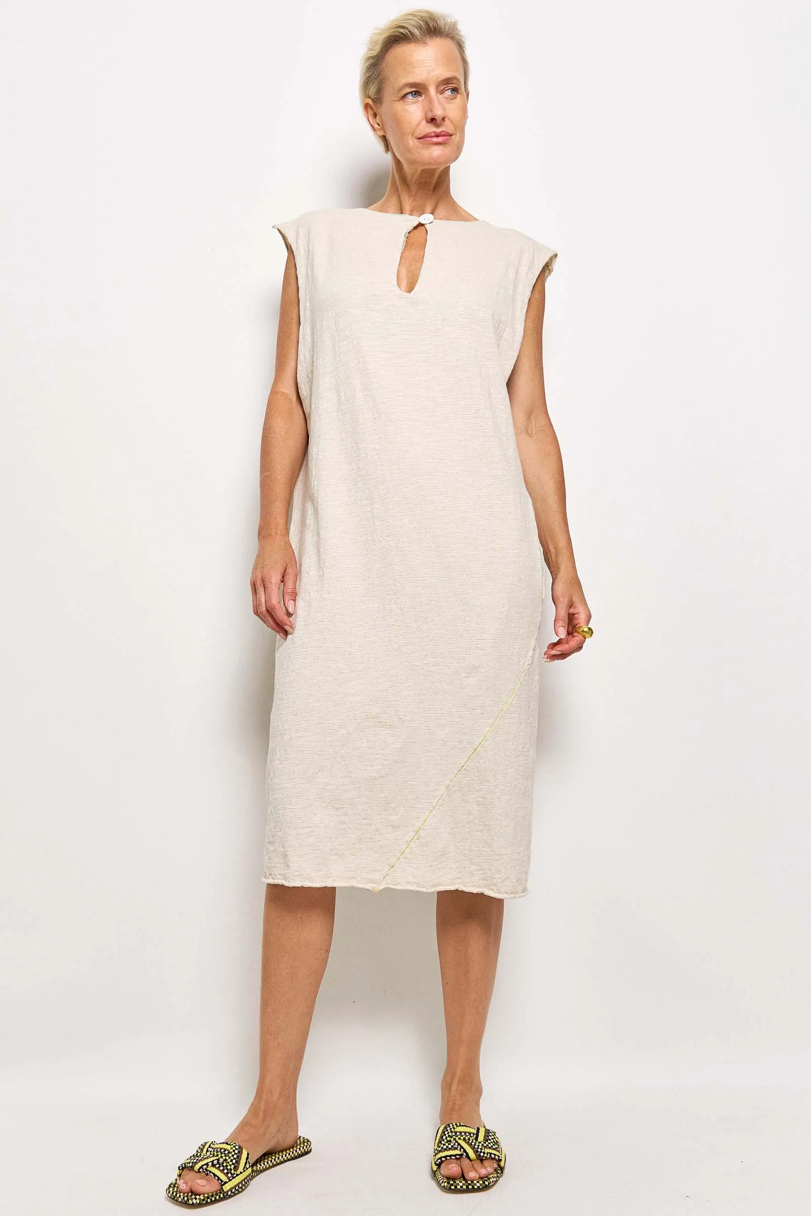 garçonne linen dress