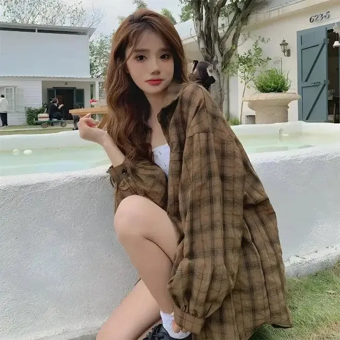 Grunge Y2K Style Plaid Shirt with Puff Sleeves and Button Fastening