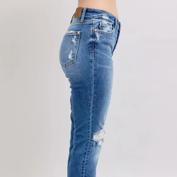 Judy Blue Full Size Button Fly Distressed Jeans with Pockets Plus Size