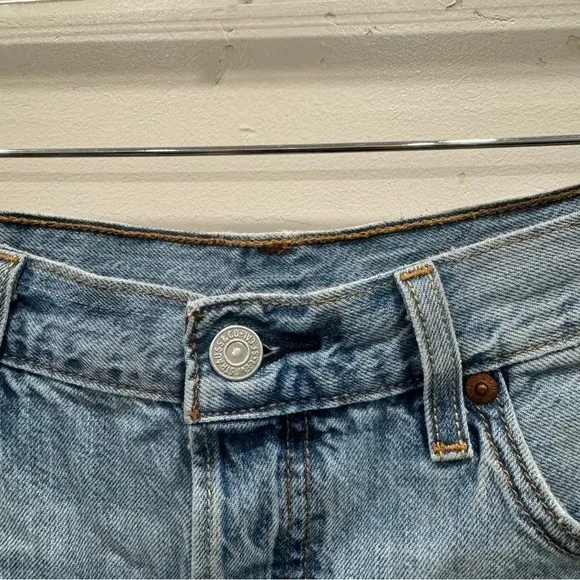 Levi’s 501 Patchwork Light Wash Distressed High Waist Denim Shirts Size 29