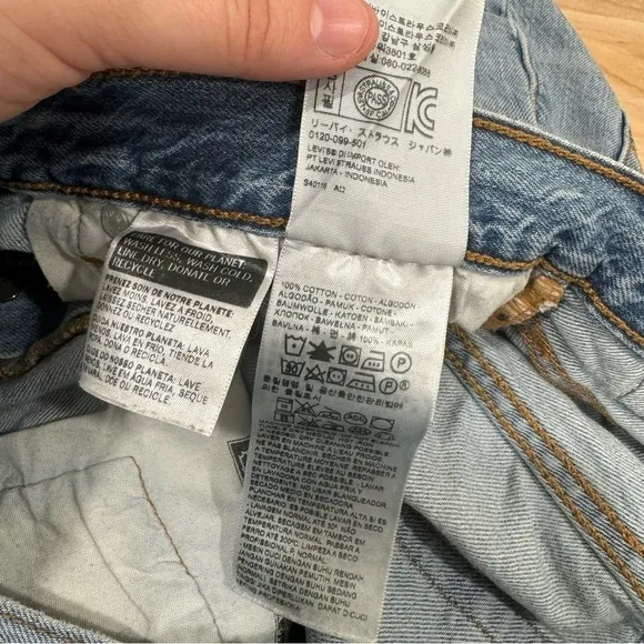 Levi’s 501 Patchwork Light Wash Distressed High Waist Denim Shirts Size 29