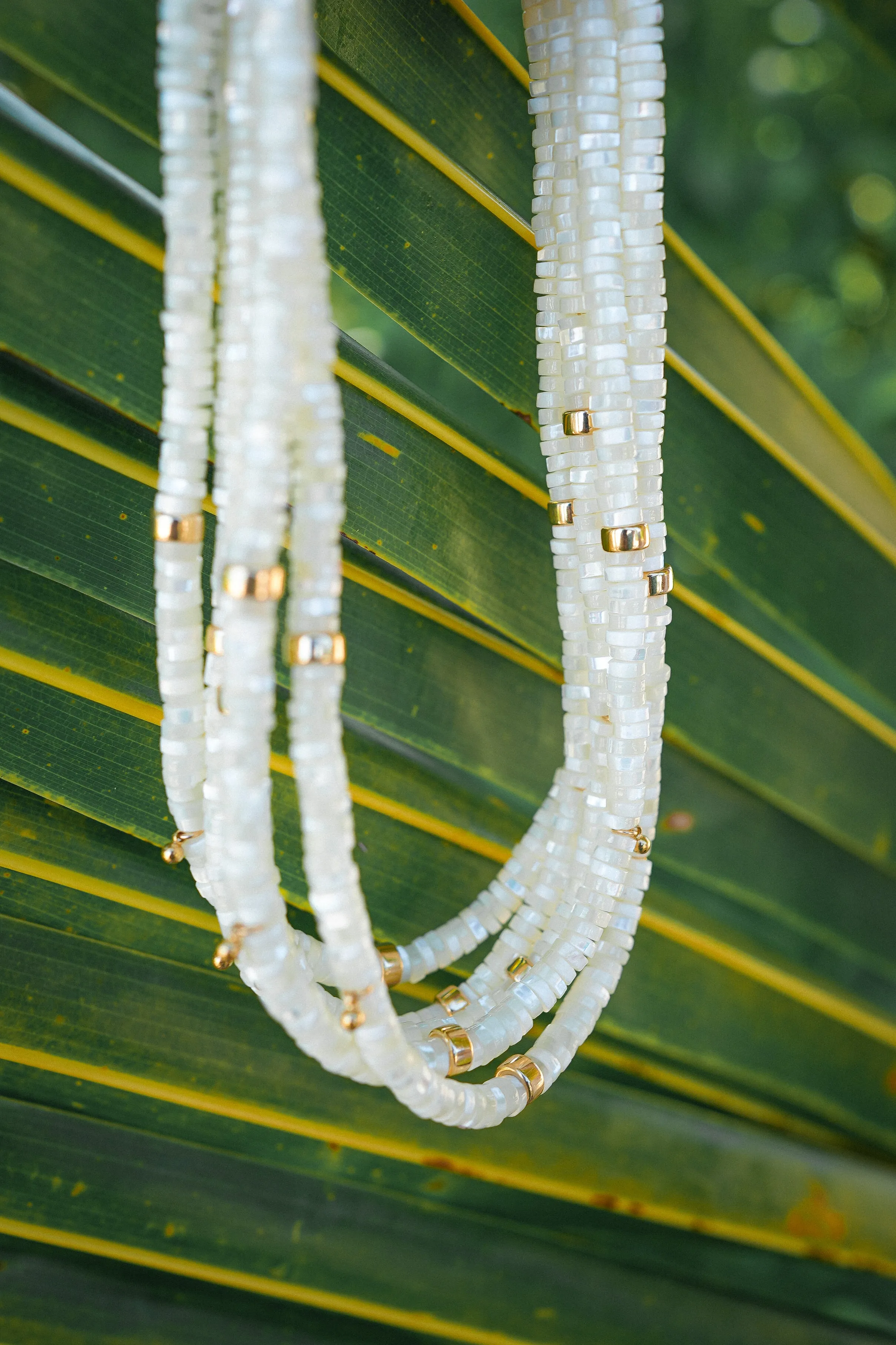 nacre necklace