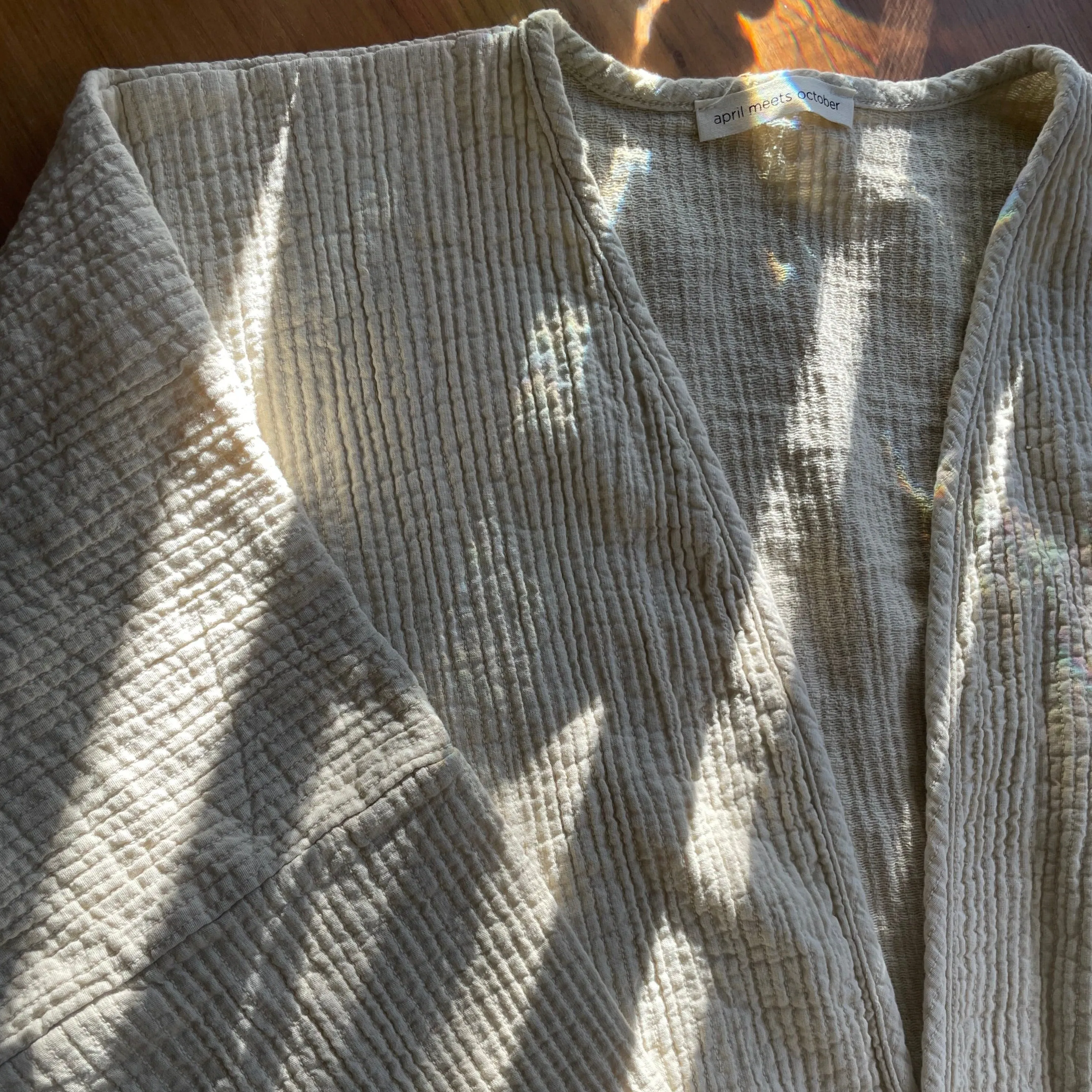 November Robe Oat