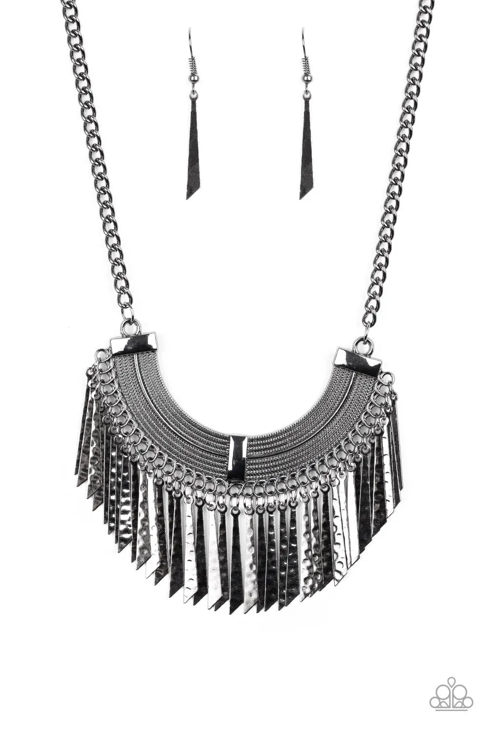 Paparazzi Impressively Incan Necklace Black