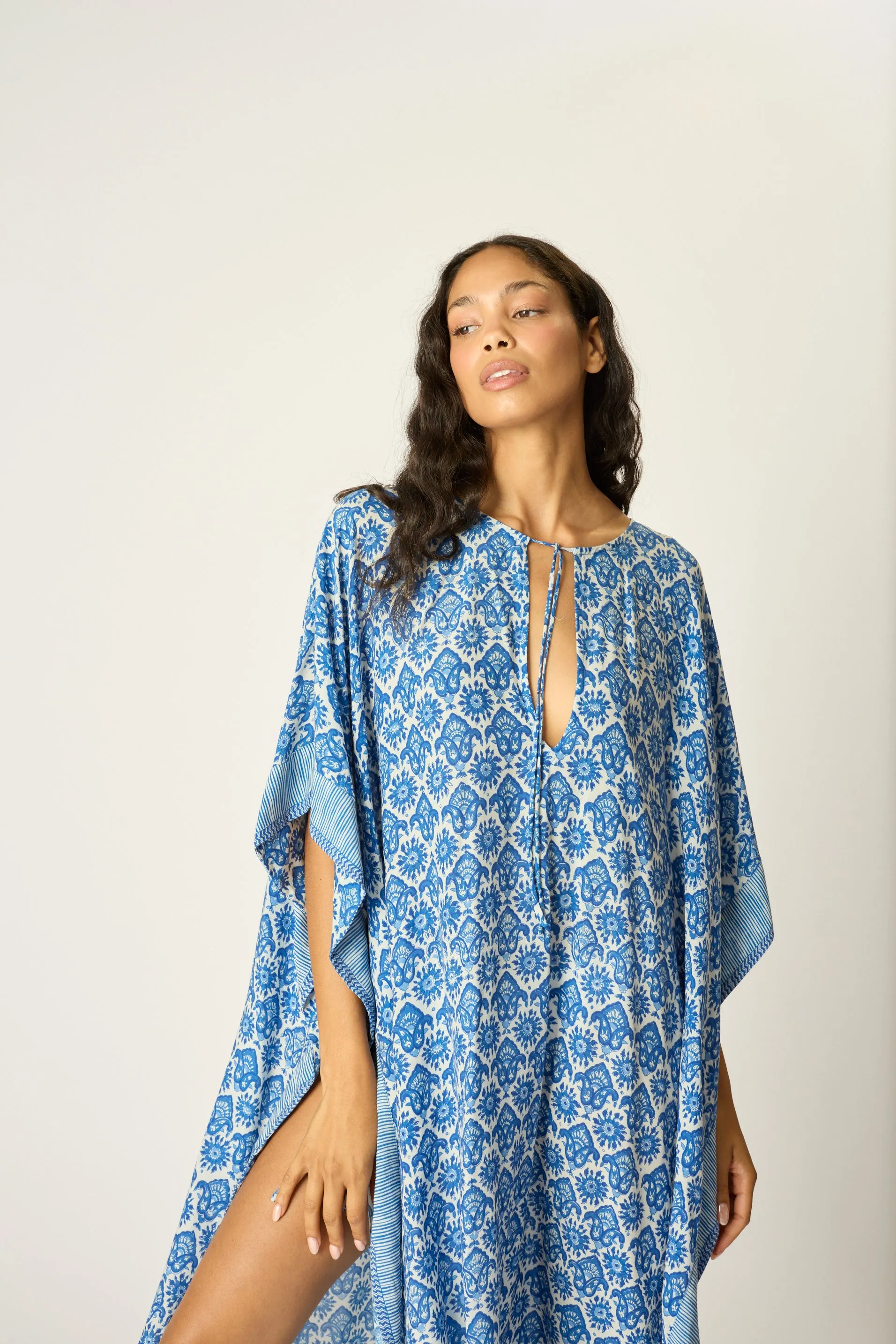 PAULINA CAFTAN