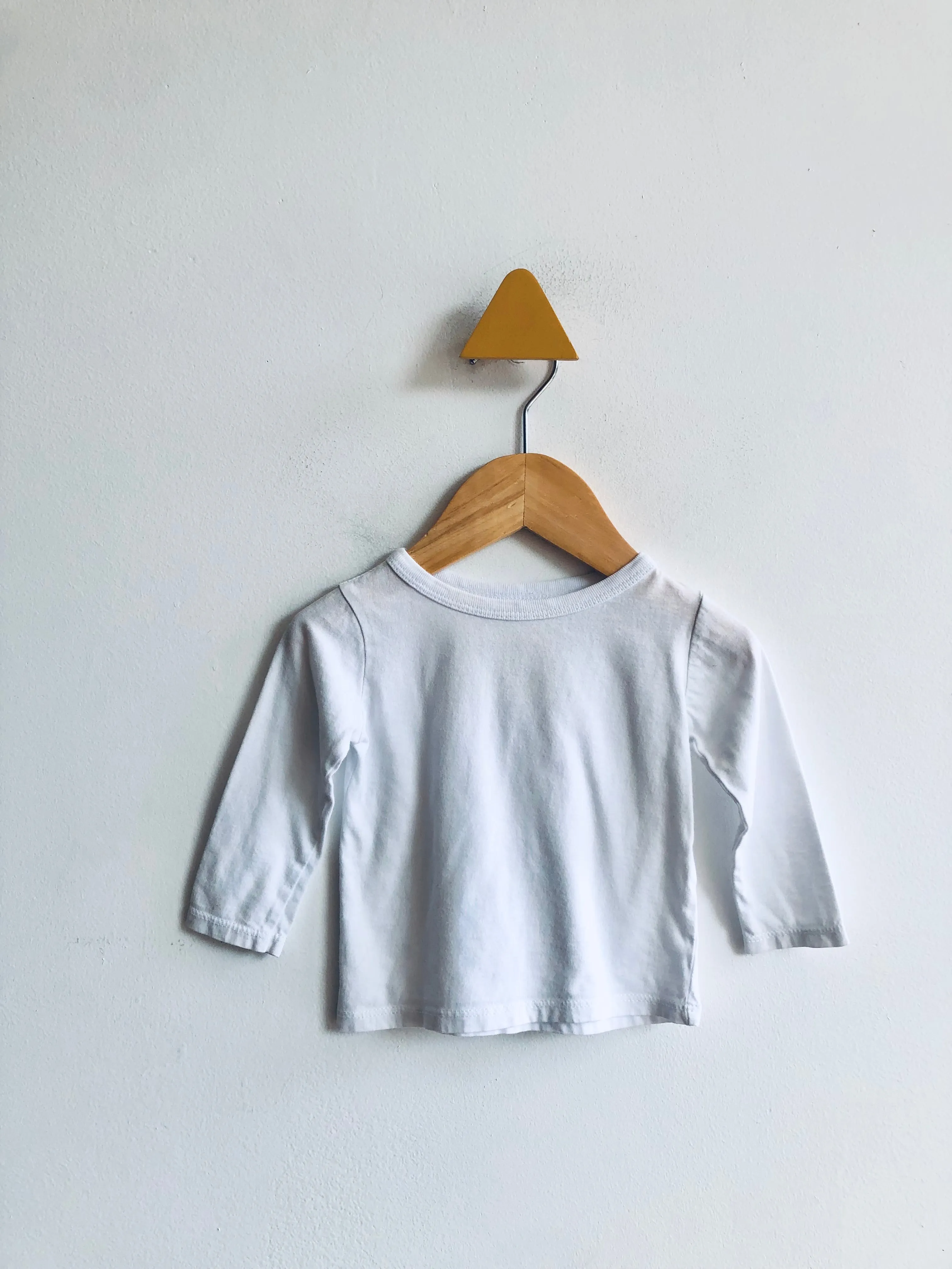 REALLY LOVED Organic Cotton Top (hole on back) // 3-6M