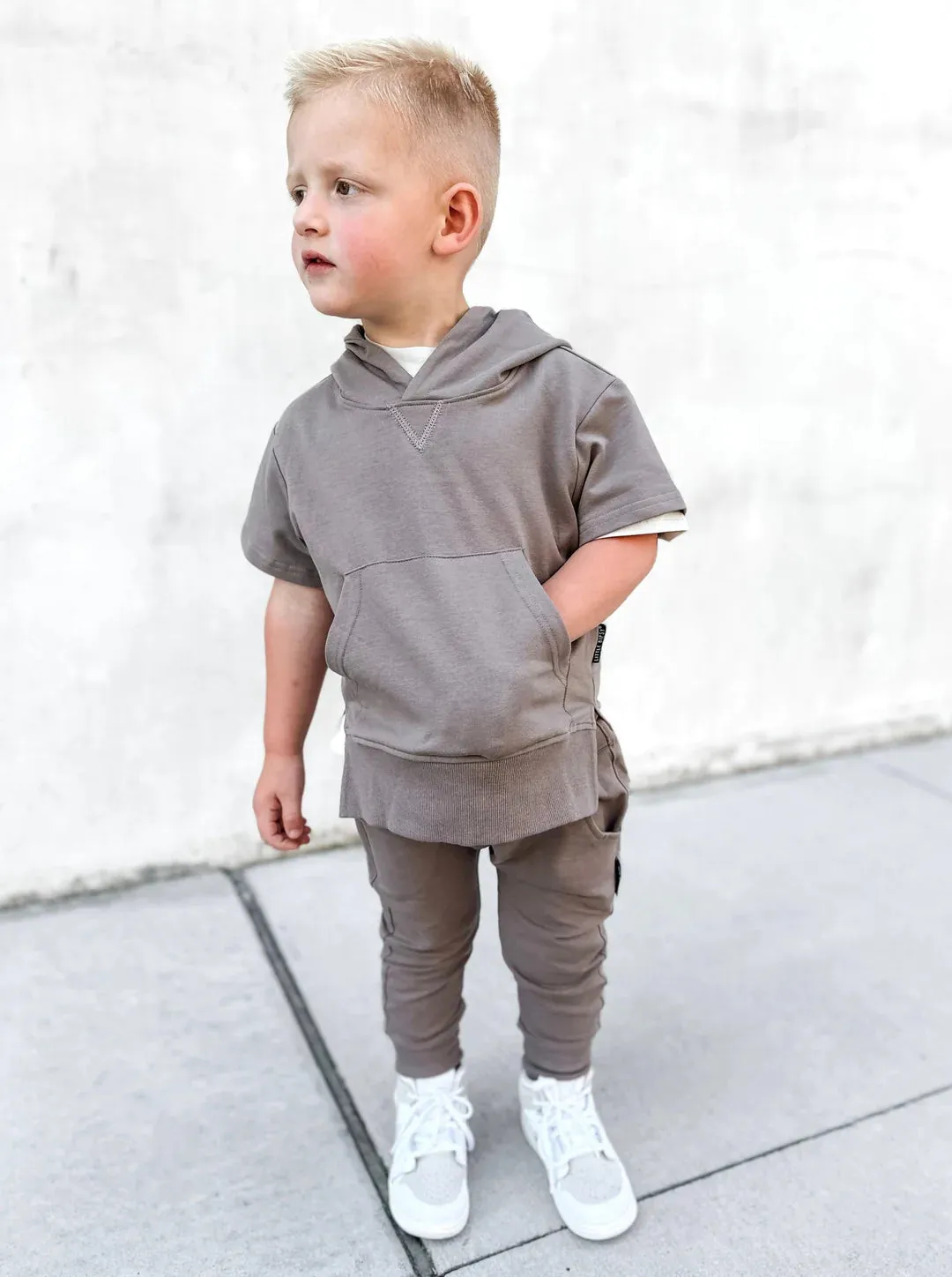 SHORT SLEEVE HOODIE - MUSHROOM