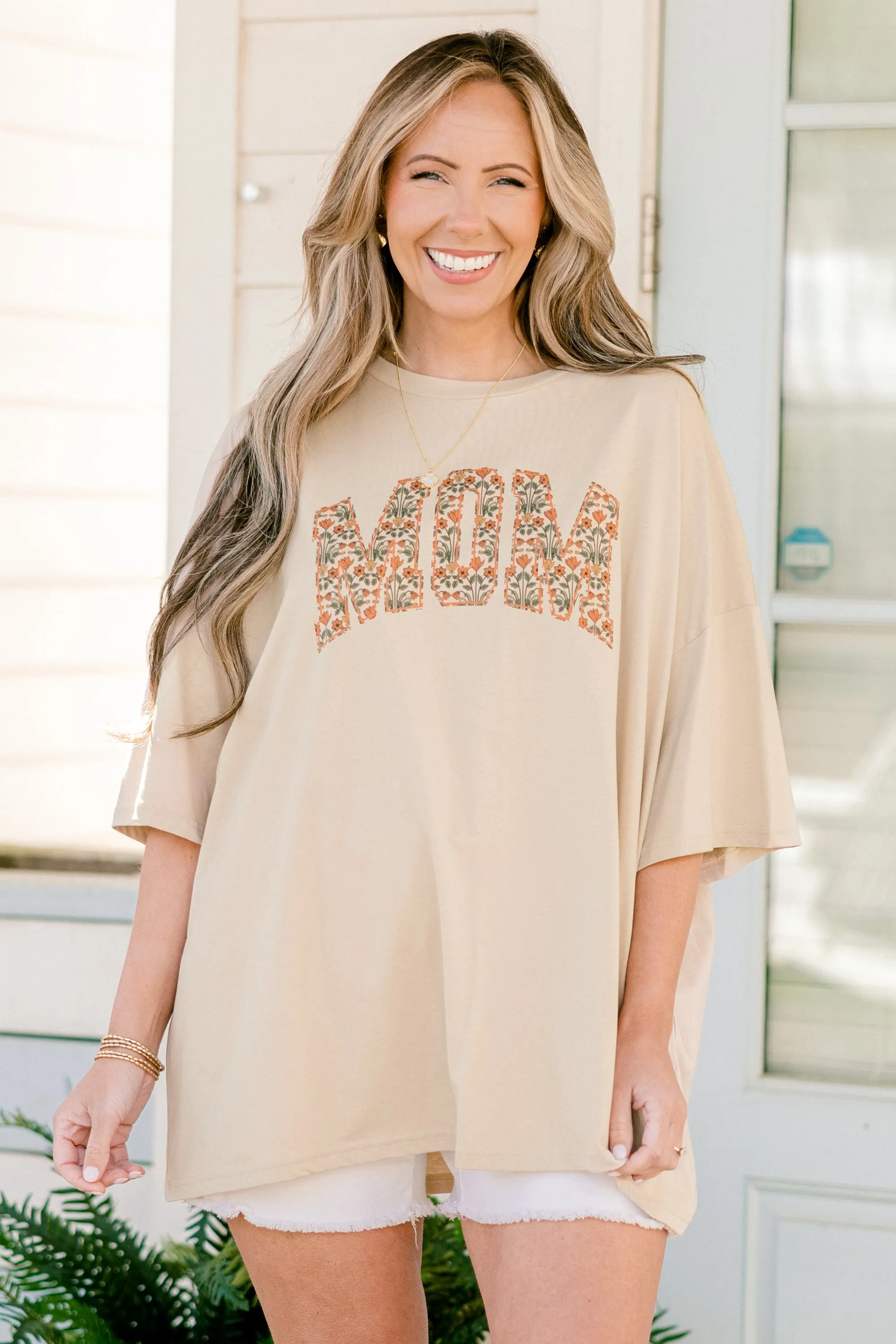 Simply Mom Boyfriend Tee, Light Mocha