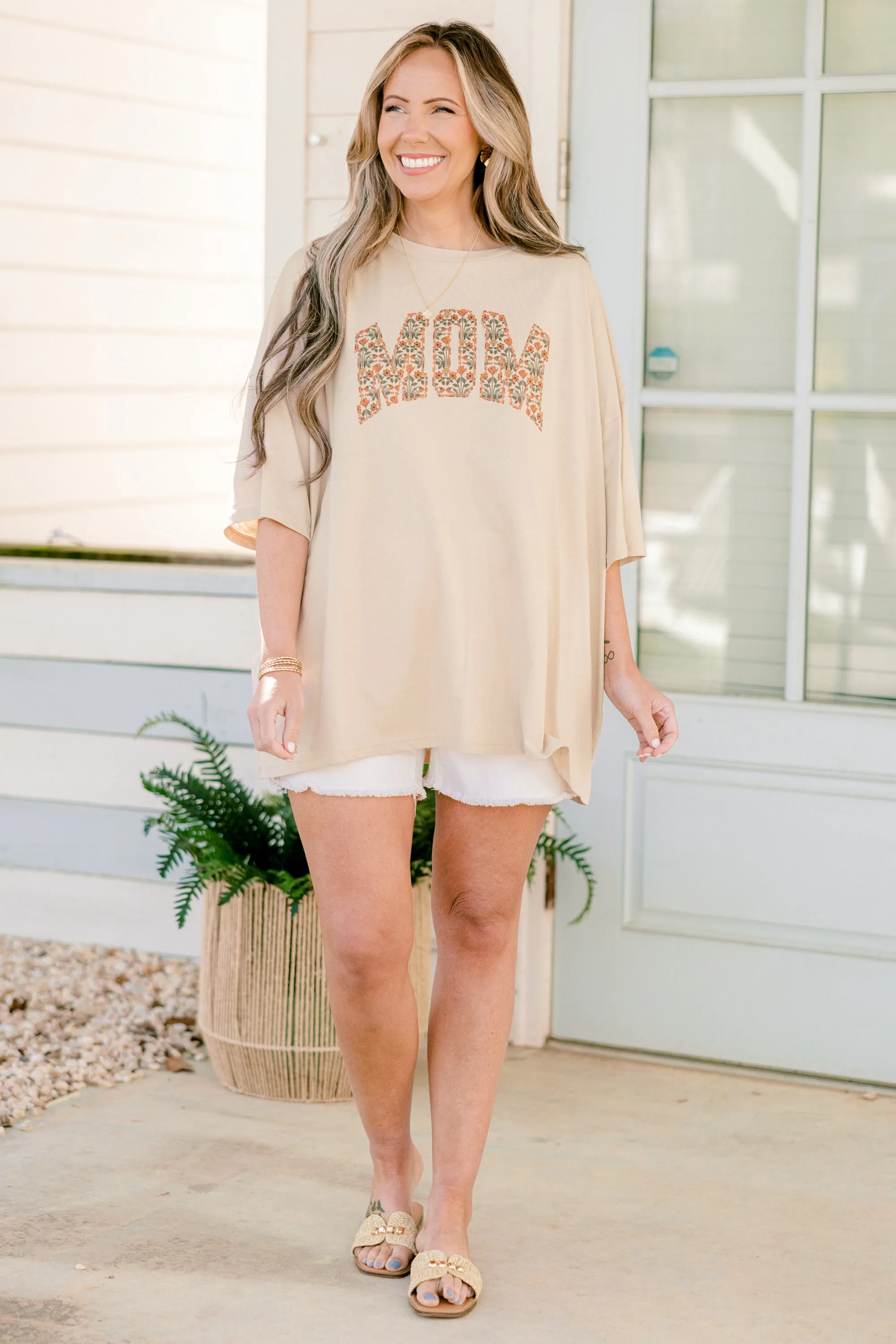 Simply Mom Boyfriend Tee, Light Mocha