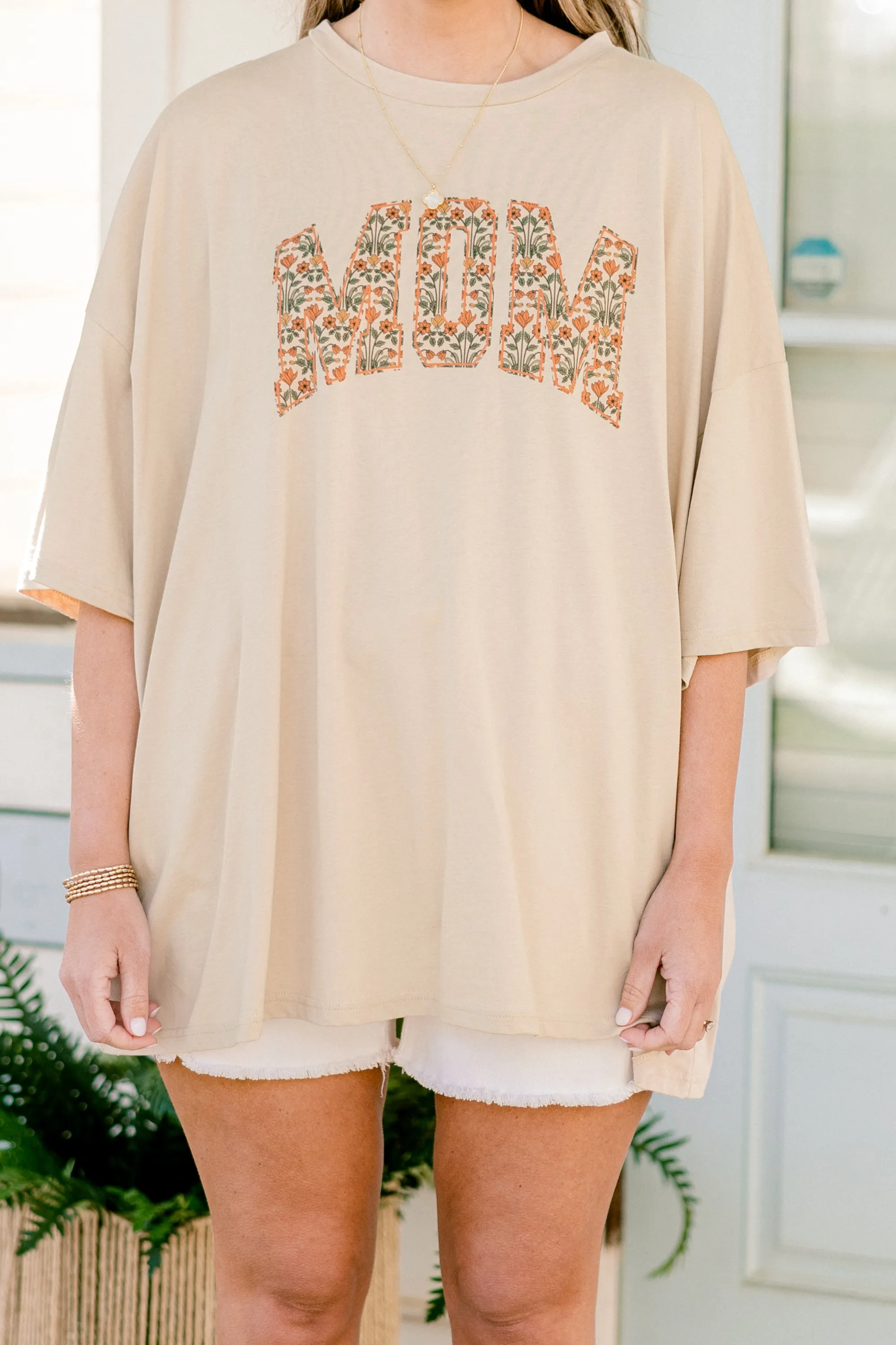 Simply Mom Boyfriend Tee, Light Mocha