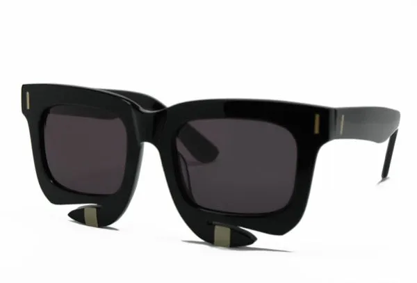 TUSK: BLACK