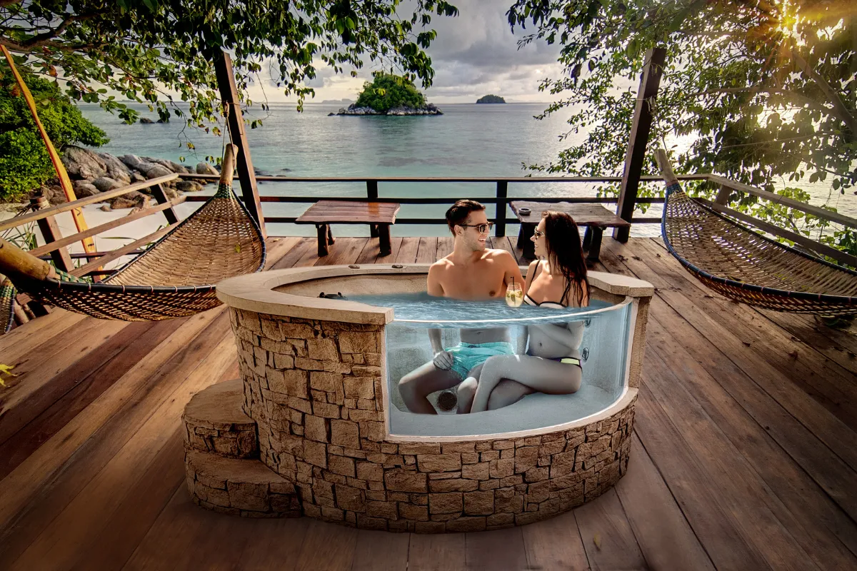 Universal Rocks Above Ground Spa - Luna