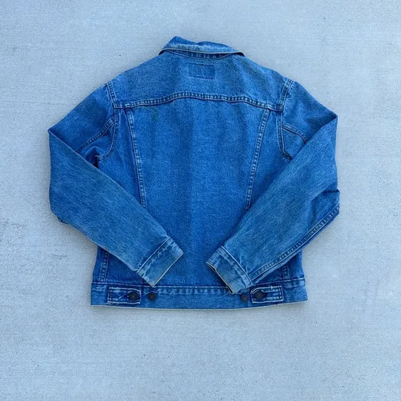 Vintage Women Size 38 Levi’s 90’s Jean Jacket Unisex