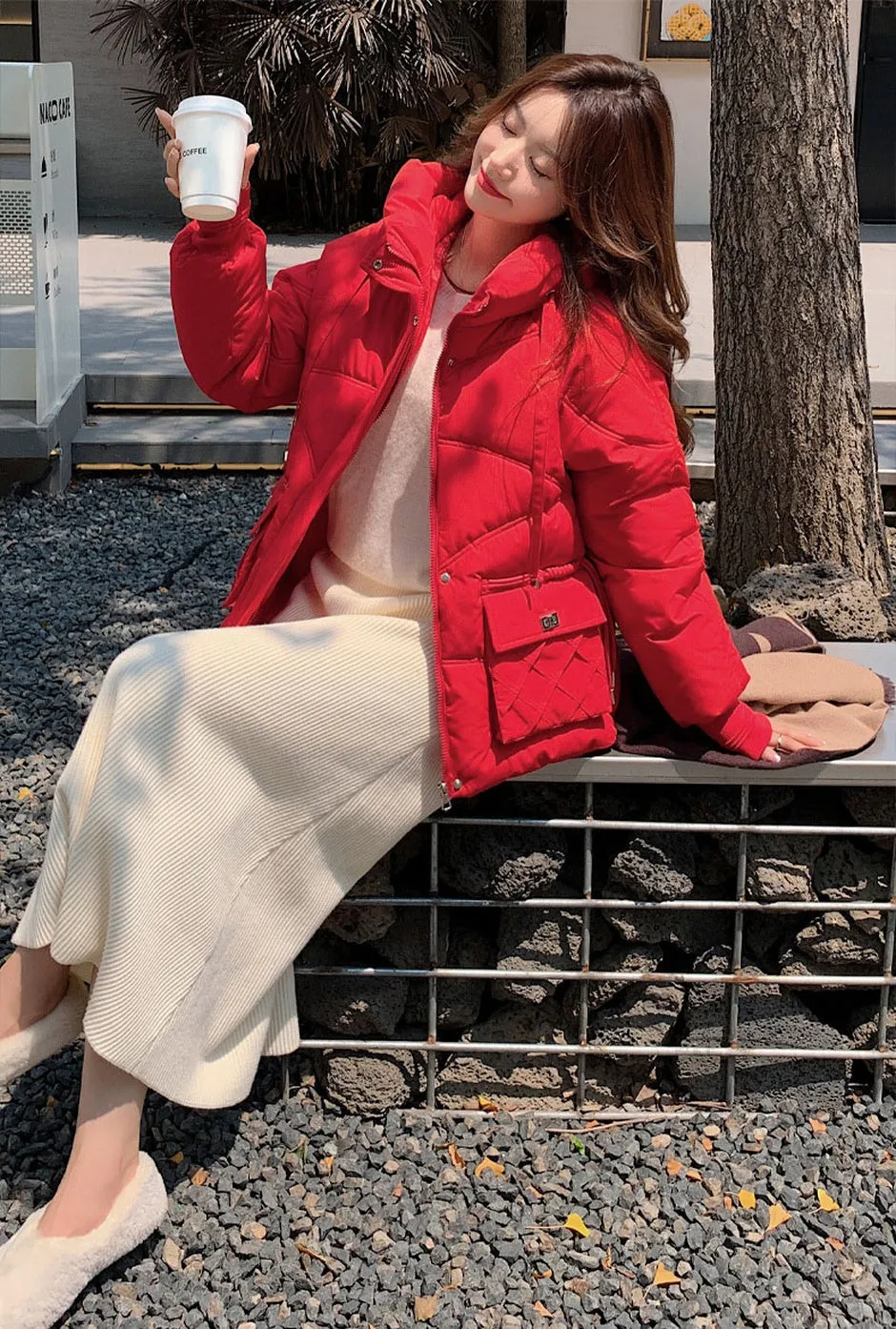 Windproof and Stain-Resistant Quilted Puffer Jacket for Women
