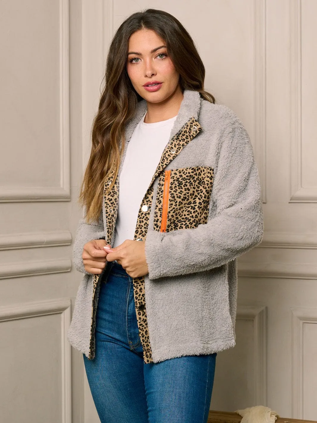 WOMEN'S LONG SLEEVE BUTTON UP ANIMAL PRINT DETAILED JACKET